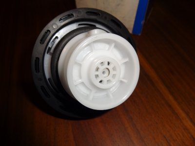 Mopar Gas Cap 004.JPG