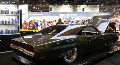 RETRO-Charger-2.jpg