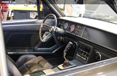 RETRO-Charger-3.jpg