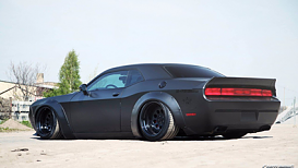 The Advantages & Disadvantages of Lowering Your Car