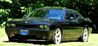 2010-SRT8.jpg